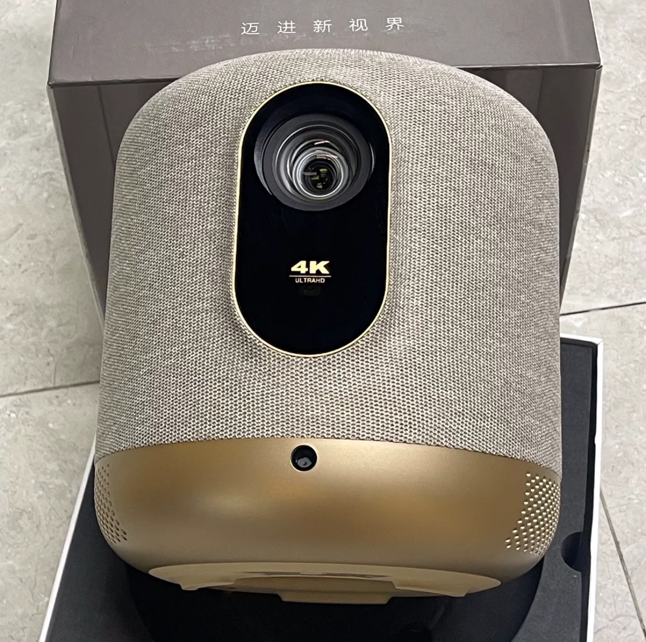 Máy Chiếu Fengmi V10 4K Cũ